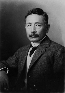 大正元年漱石肖像写真
